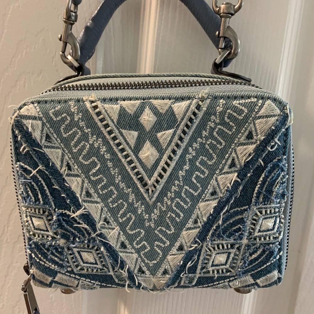 Rebecca Minkoff crossbody - Excellent pre-owned condition- no obvious flaws